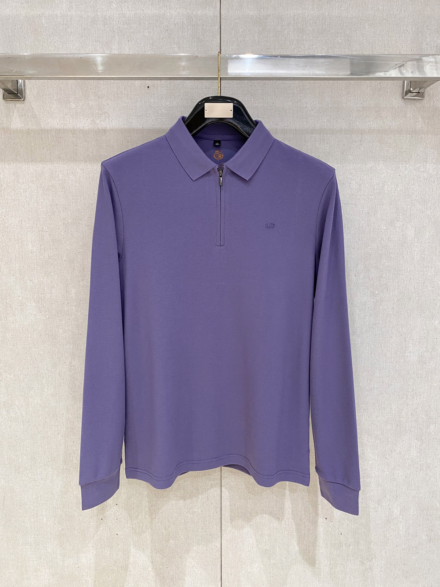 🔥🔥LS秋季男士半拉链长袖POLO 胸前标志性LOGO徽标 整体非常的轻商务休闲！纯棉面料，上身轻盈舒适