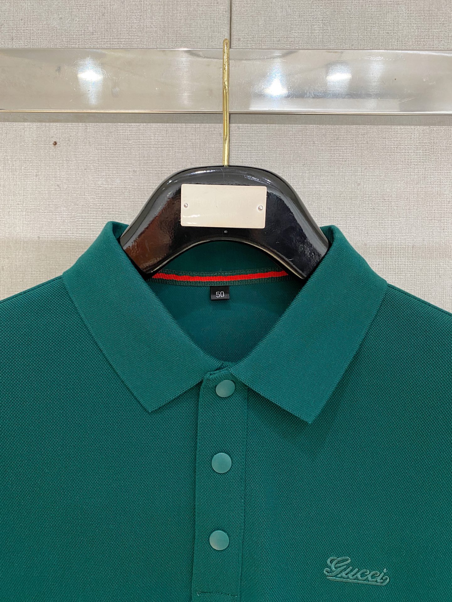 🔥🔥古驰 25S秋季男士半拉链长袖POLO 胸前标志性LOGO徽标 整体非常的轻商务休闲！纯棉面料，上身