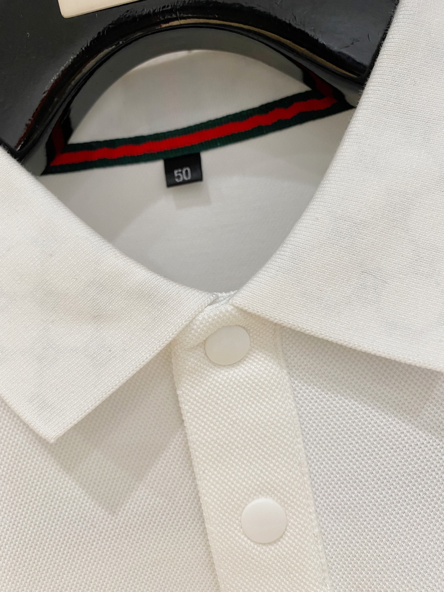 🔥🔥古驰 25S秋季男士半拉链长袖POLO 胸前标志性LOGO徽标 整体非常的轻商务休闲！纯棉面料，上身