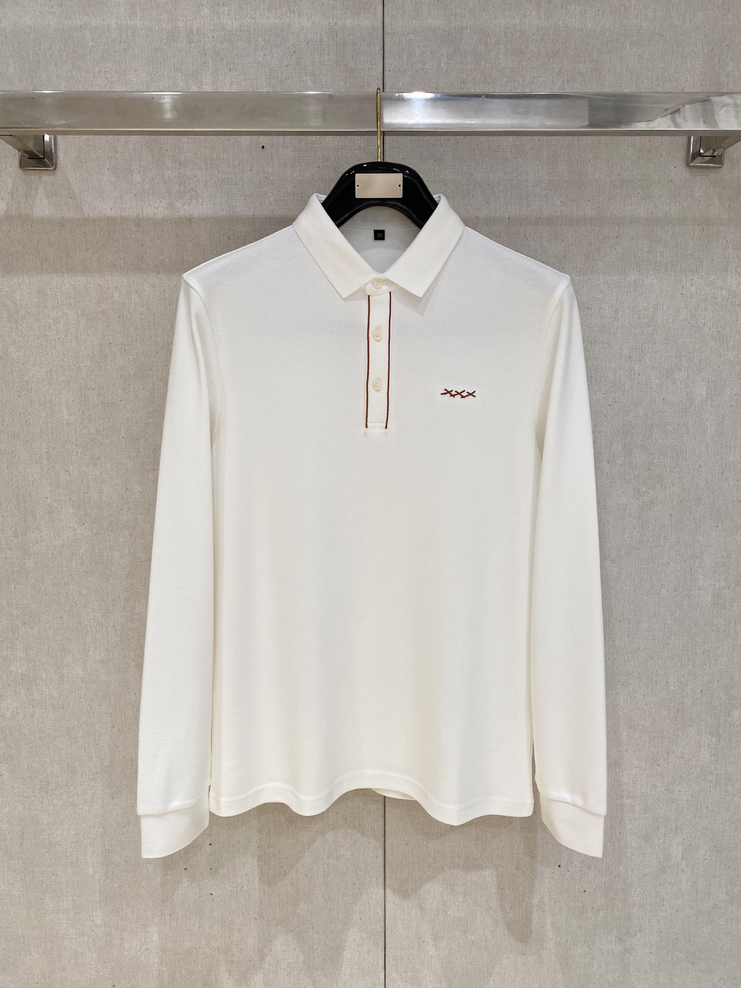 _d-d9s-1YNsIzpe9x10liforhk3h-4TSQWUYIIwA