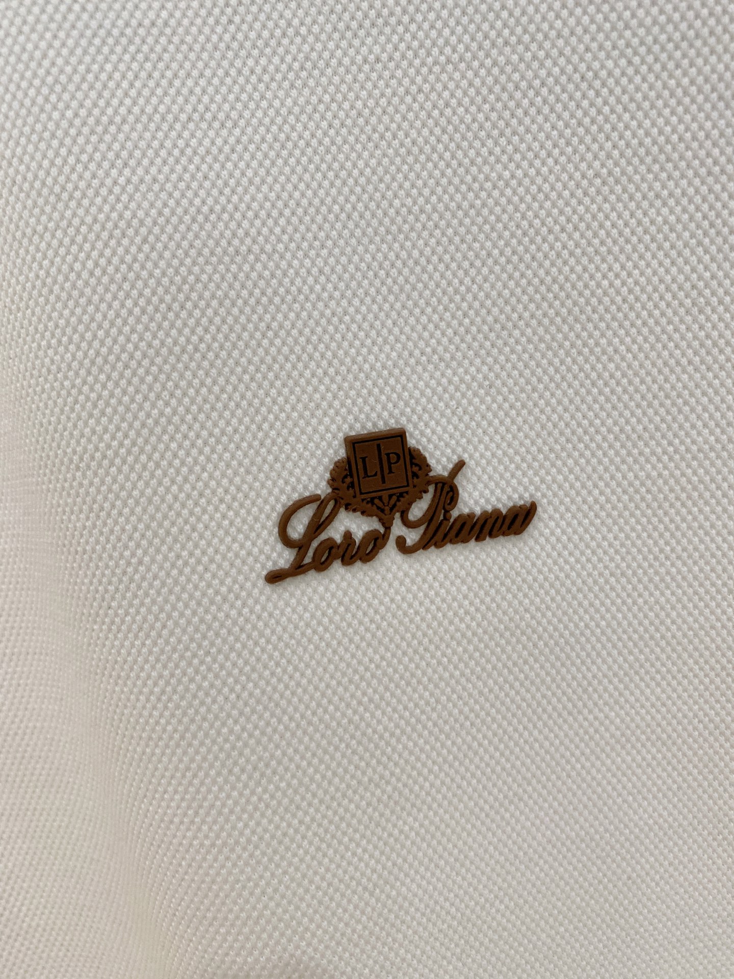 🔥🔥LS秋季男士半拉链长袖POLO 胸前标志性LOGO徽标 整体非常的轻商务休闲！纯棉面料，上身轻盈舒适