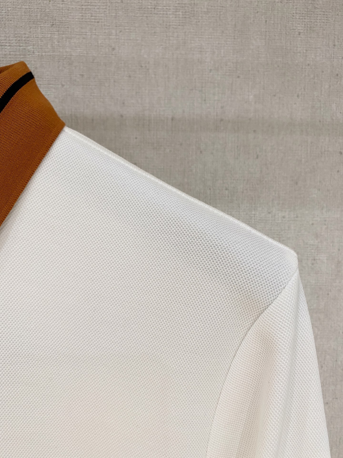 🔥🔥杰尼亚 25S秋季男士半拉链长袖POLO 胸前标志性LOGO徽标 整体非常的轻商务休闲！纯棉面料，上