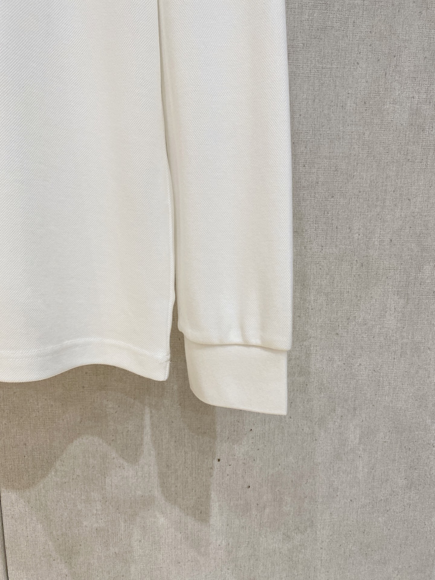 🔥🔥杰尼亚 25S秋季男士半拉链长袖POLO 胸前标志性LOGO徽标 整体非常的轻商务休闲！纯棉面料，上