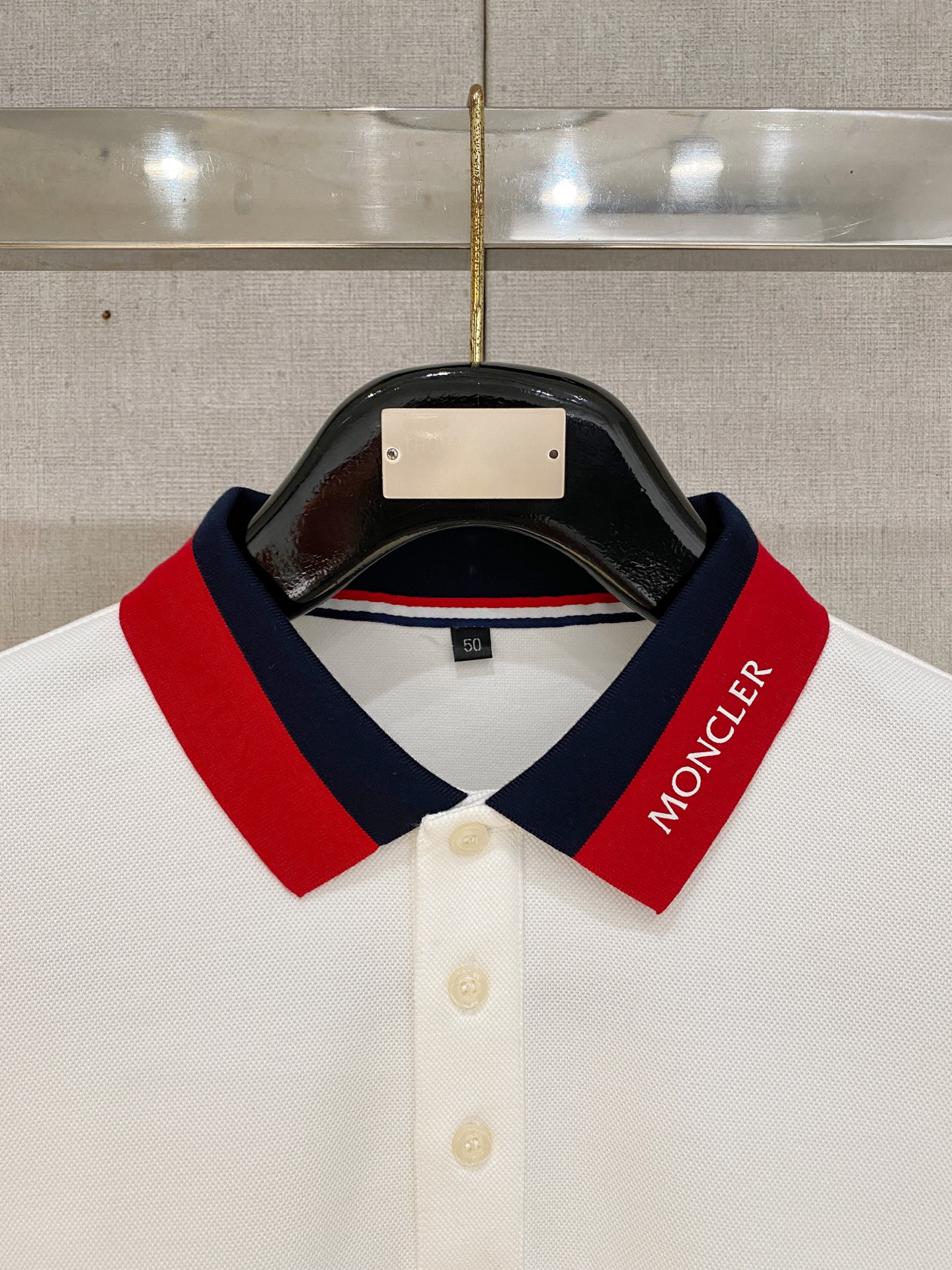 🔥🔥蒙口 25S秋季男士半拉链长袖POLO 胸前标志性LOGO徽标 整体非常的轻商务休闲！纯棉面料，上身