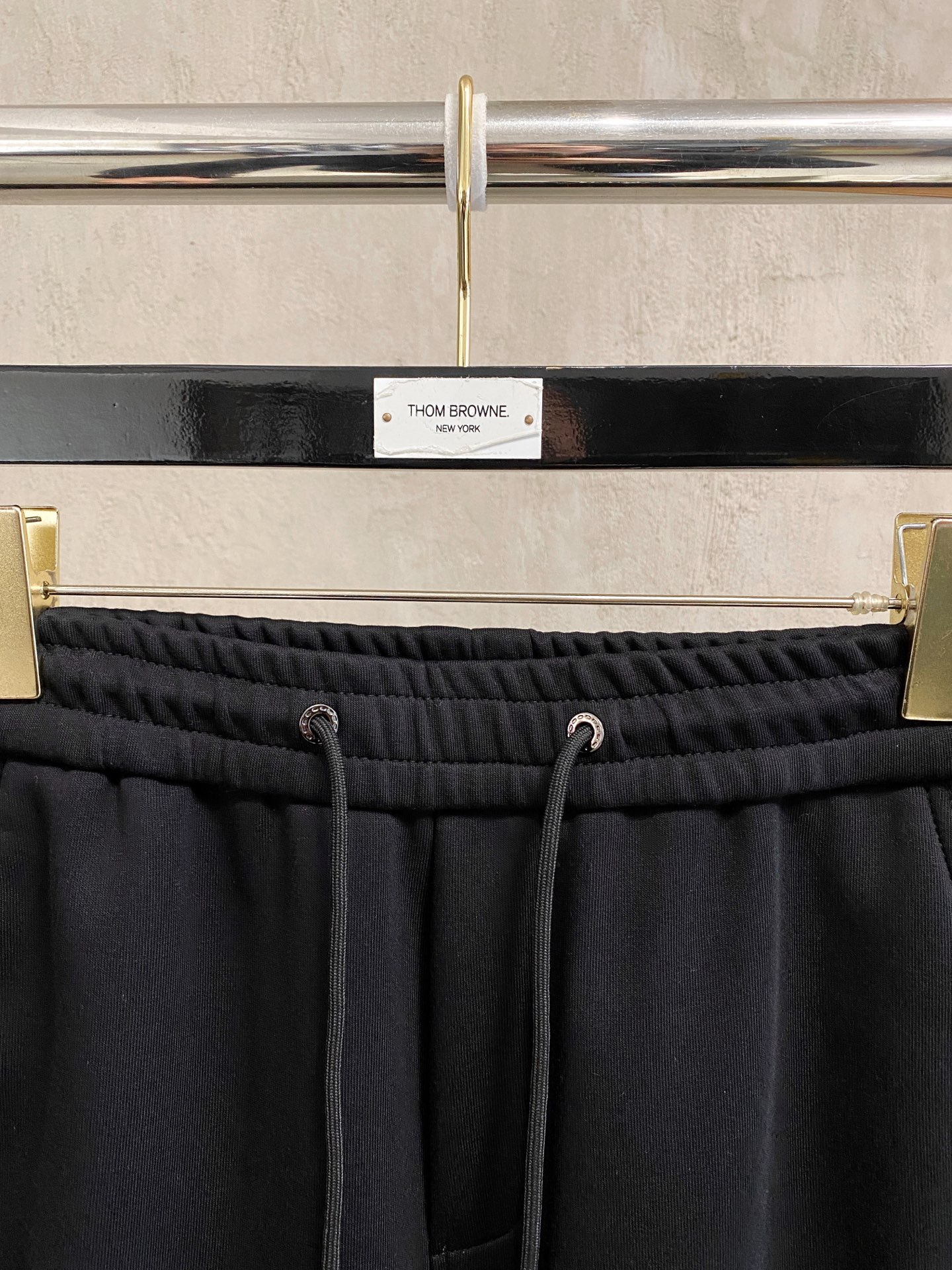 始祖鸟 加绒 【新品】秋冬25ss休闲裤金典再次出现，原单订制高品质时尚休闲裤。超级百搭款。独家定制面料