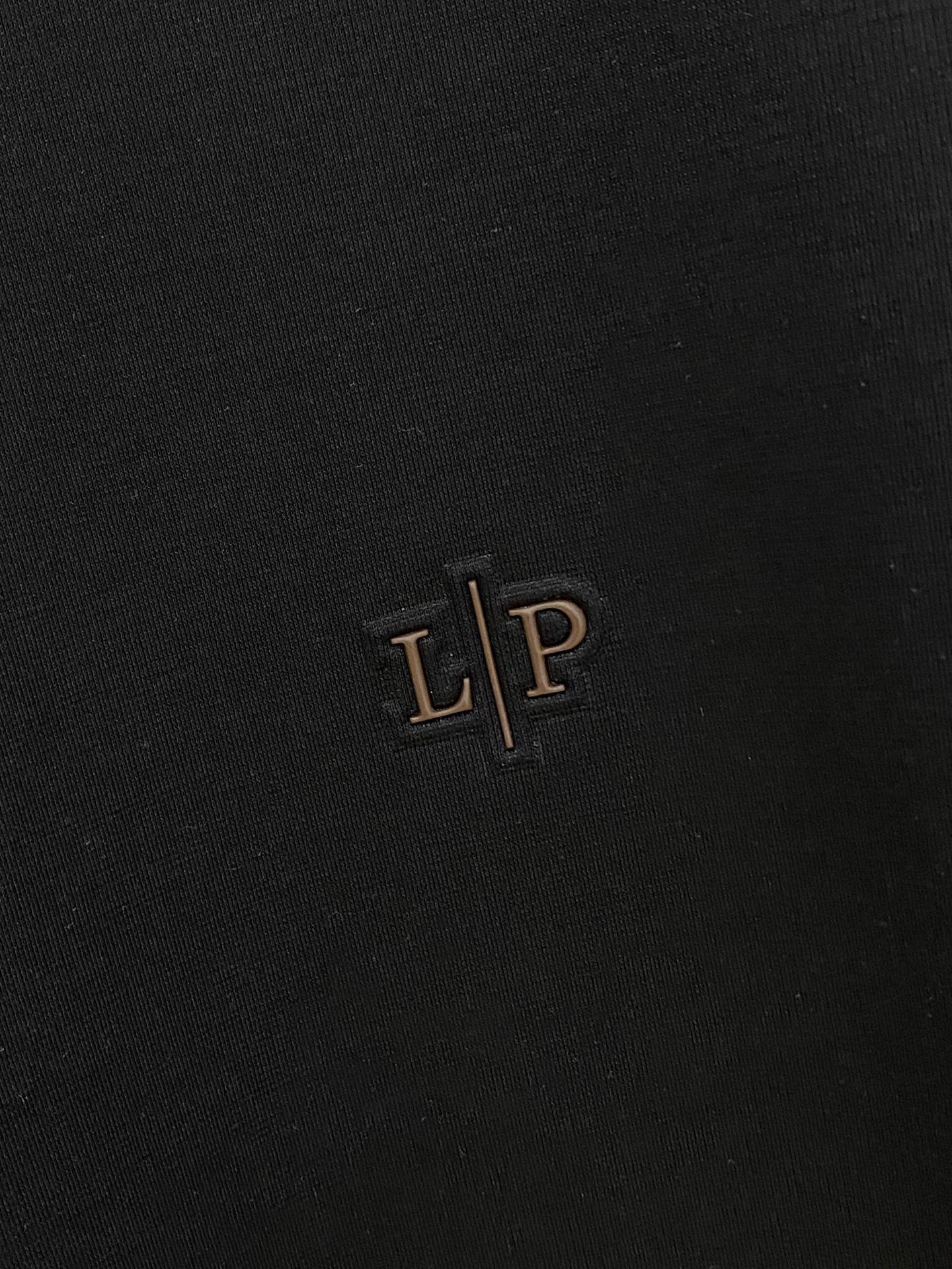 Loro Piana 𝟏𝟎%新疆长绒棉 面料柔软舒适透气2026 夏季 限量款短袖Polo系列𝗦𝗜𝗭𝗘：