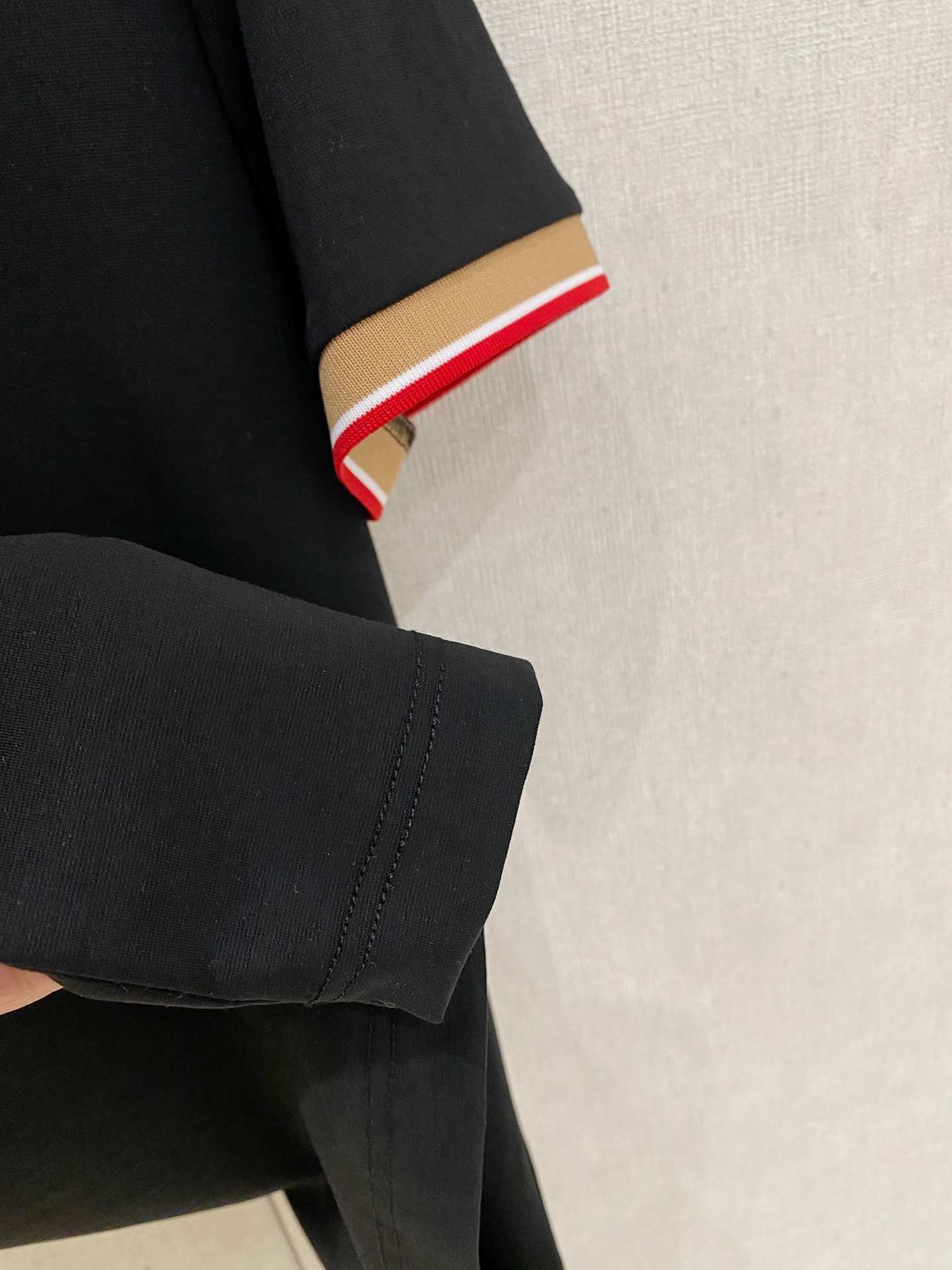 巴宝莉 𝟏𝟎𝟎%新疆长绒棉 面料柔软舒适透气2026 夏季 限量款短袖Polo系列𝗦𝗜𝗭𝗘：𝗠-𝟰𝗫𝗟