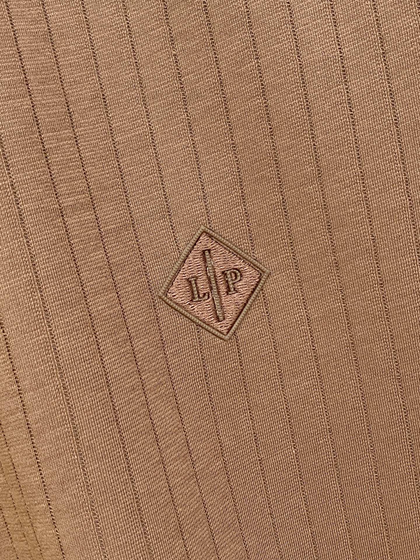 Loro Piana 𝟐𝟎%新疆长绒棉 面料柔软舒适透气2026 夏季 限量款短袖Polo系列𝗦𝗜𝗭𝗘：