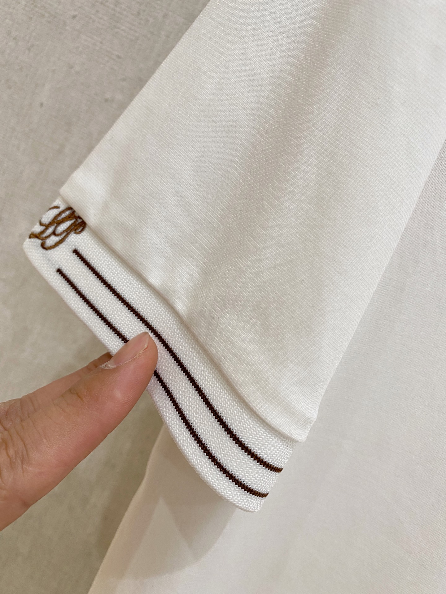 Loro Piana 𝟏𝟎%新疆长绒棉 面料柔软舒适透气2026 夏季 限量款短袖Polo系列𝗦𝗜𝗭𝗘：