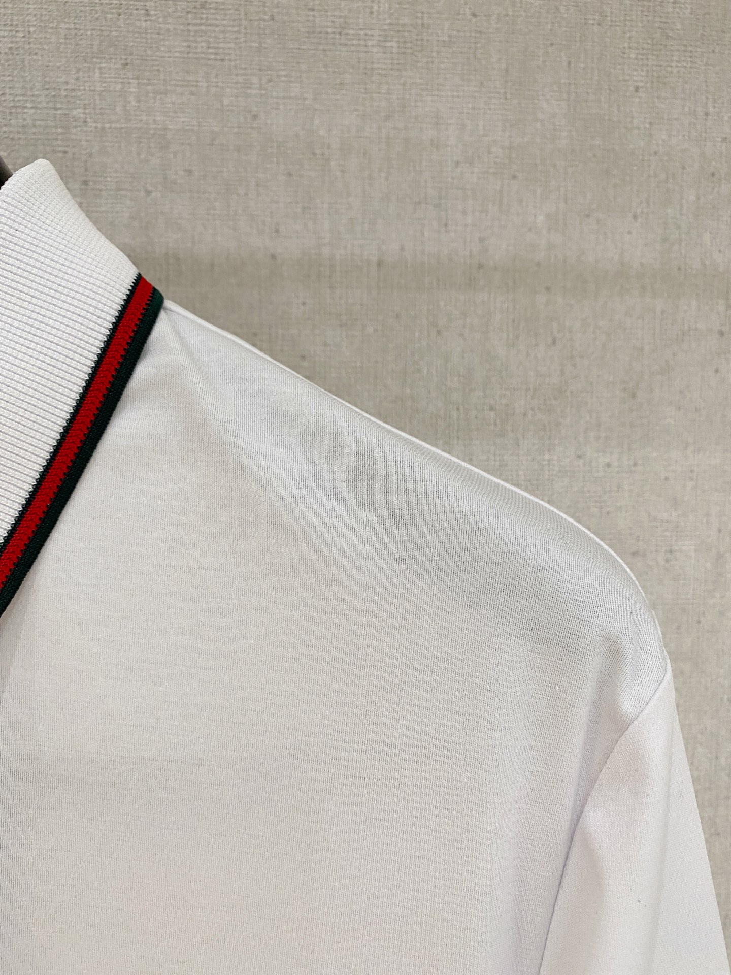 古驰 𝟏𝟎𝟎%新疆长绒棉 面料柔软舒适透气2026 夏季 限量款短袖Polo系列𝗦𝗜𝗭𝗘：𝗠-𝟰𝗫𝗟