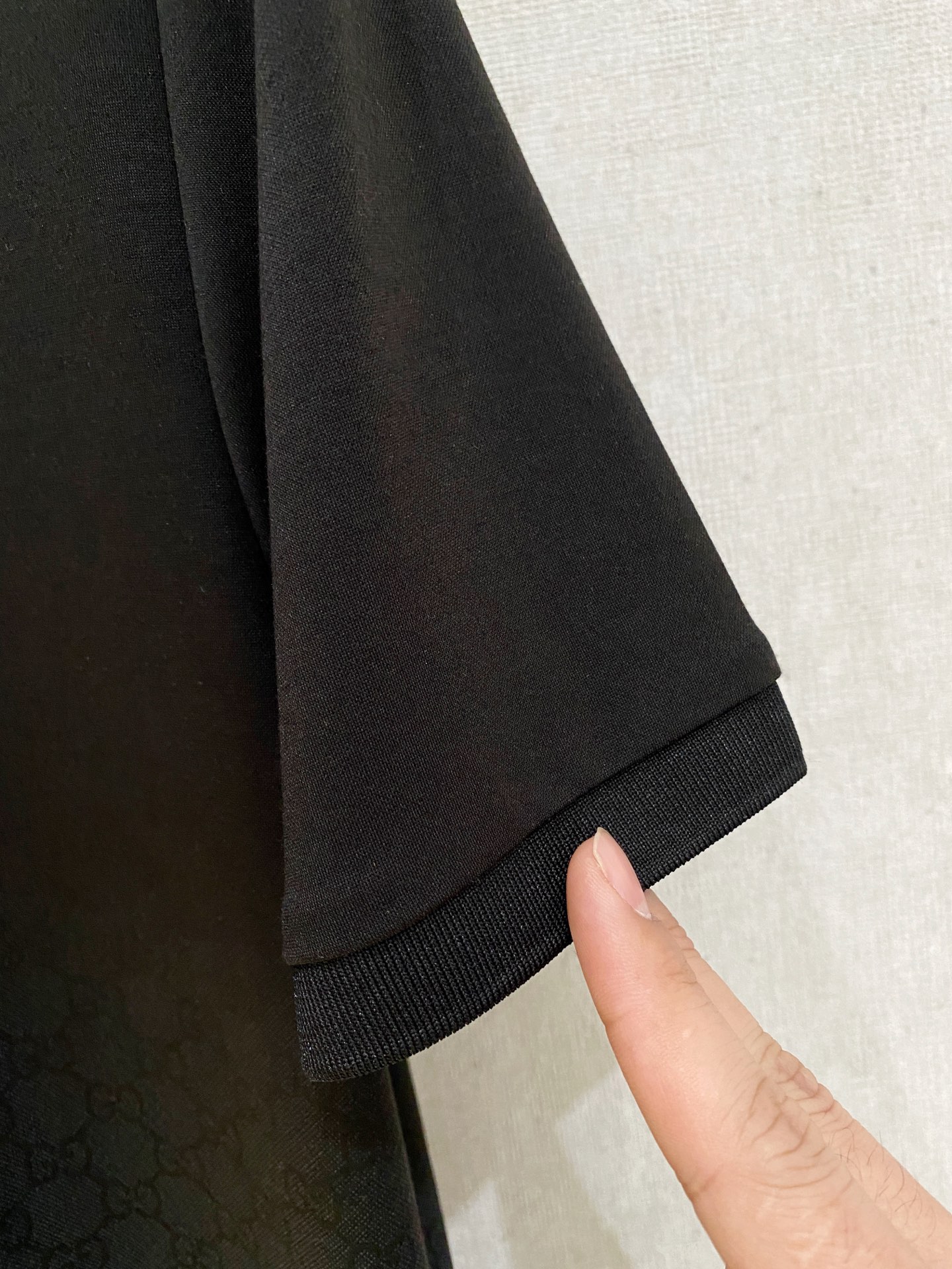 古驰 𝟏𝟎𝟎%新疆长绒棉 面料柔软舒适透气2026 夏季 限量款短袖Polo系列𝗦𝗜𝗭𝗘：𝗠-𝟰𝗫𝗟