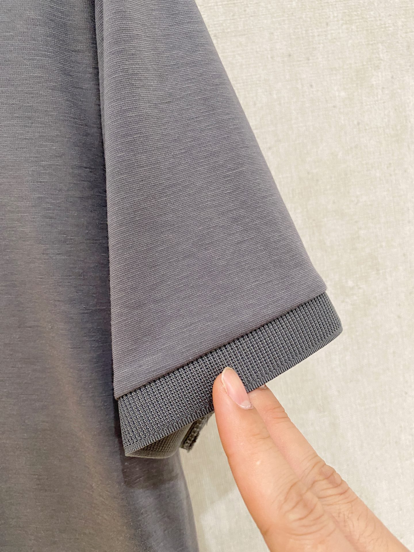 芬迪 𝟏𝟎𝟎%新疆长绒棉 面料柔软舒适透气2026 夏季 限量款短袖Polo系列𝗦𝗜𝗭𝗘：𝗠-𝟰𝗫𝗟