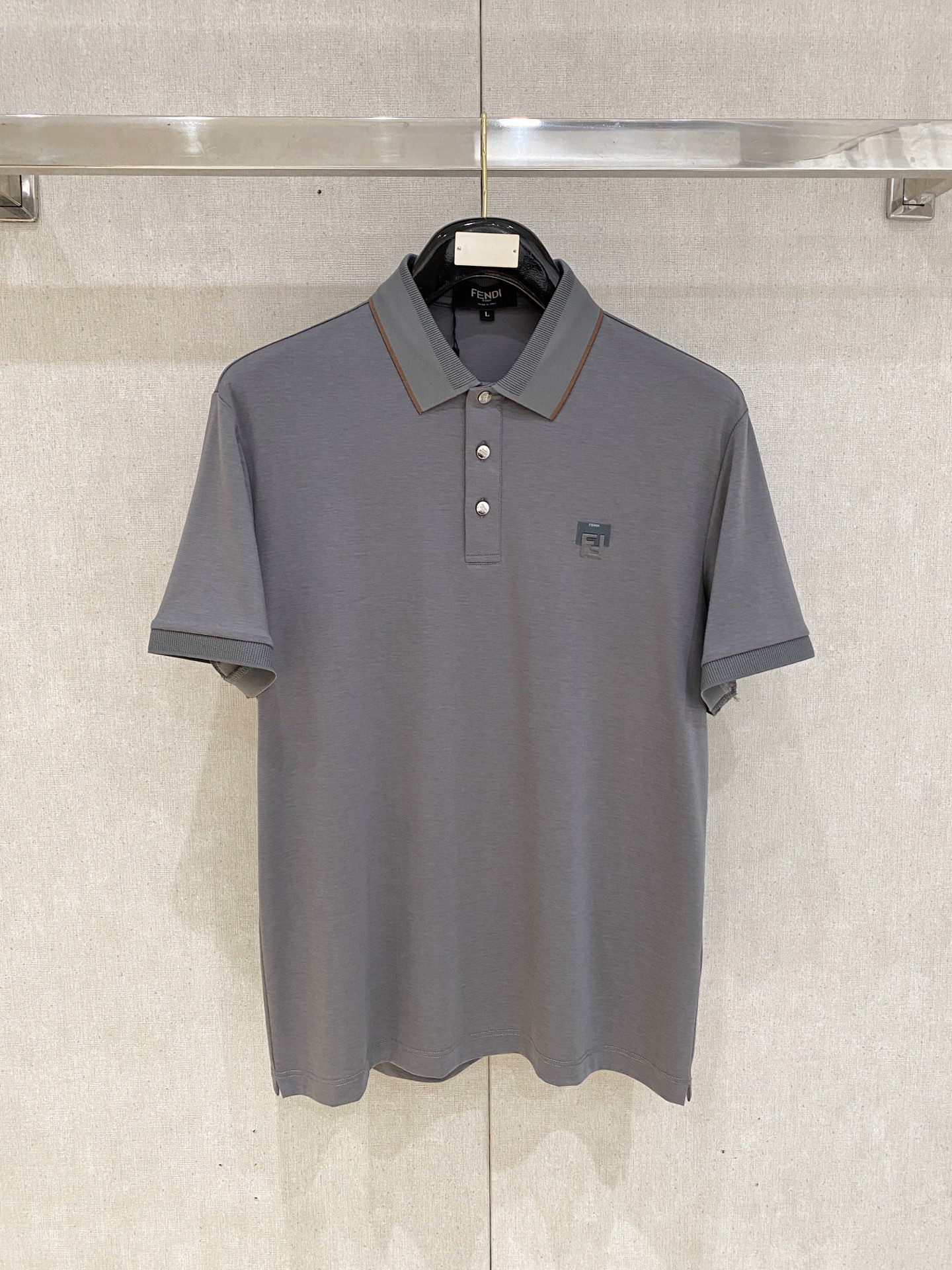 芬迪 𝟏𝟎𝟎%新疆长绒棉 面料柔软舒适透气2026 夏季 限量款短袖Polo系列𝗦𝗜𝗭𝗘：𝗠-𝟰𝗫𝗟