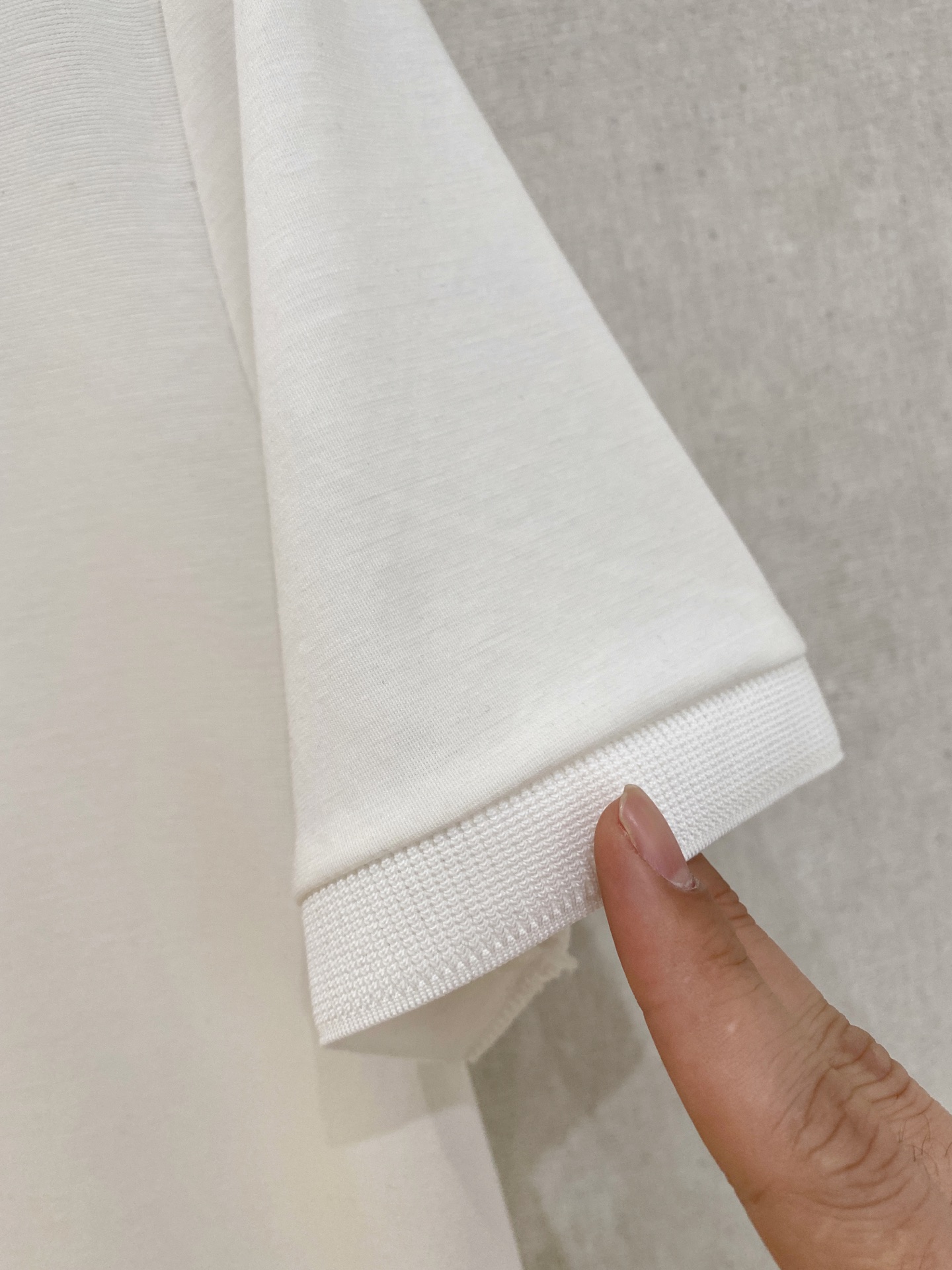 芬迪 𝟏𝟎𝟎%新疆长绒棉 面料柔软舒适透气2026 夏季 限量款短袖Polo系列𝗦𝗜𝗭𝗘：𝗠-𝟰𝗫𝗟