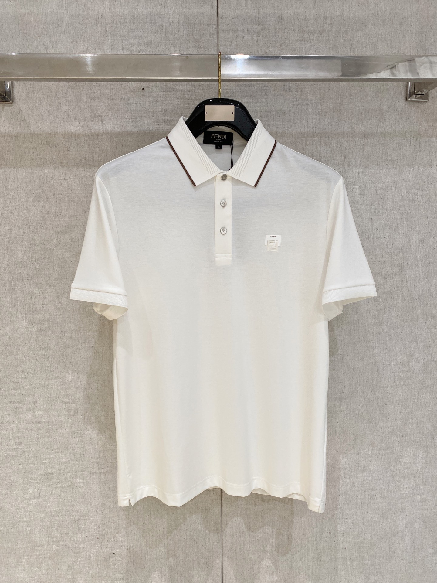芬迪 𝟏𝟎𝟎%新疆长绒棉 面料柔软舒适透气2026 夏季 限量款短袖Polo系列𝗦𝗜𝗭𝗘：𝗠-𝟰𝗫𝗟