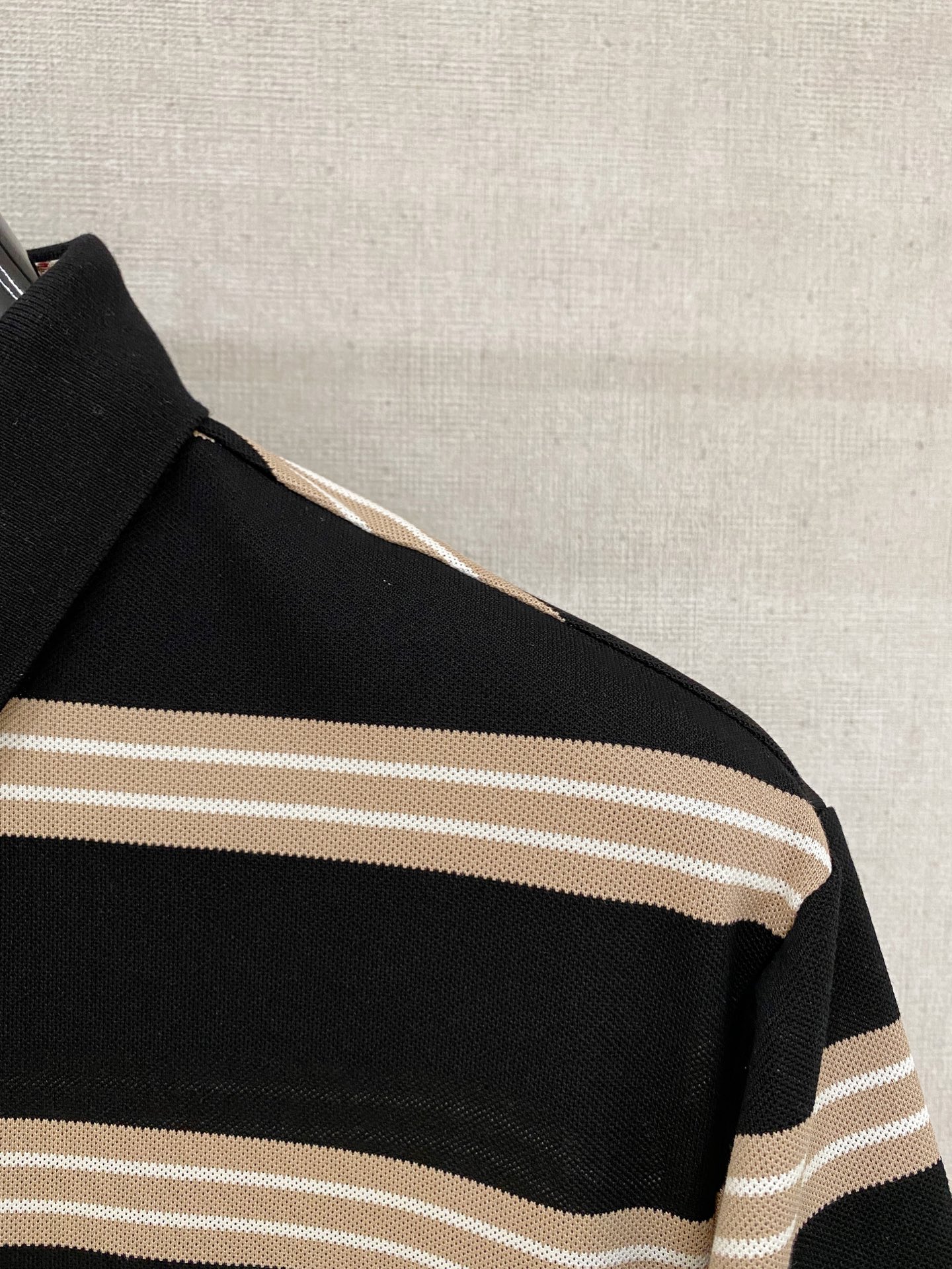 巴宝莉 𝟏𝟎𝟎%新疆长绒棉 面料柔软舒适透气2026 夏季 限量款短袖Polo系列𝗦𝗜𝗭𝗘：𝗠-𝟰𝗫𝗟