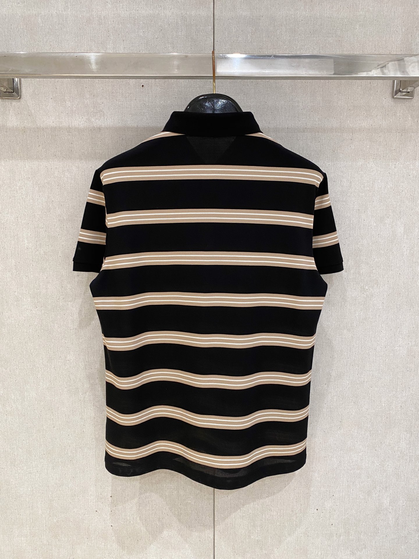 巴宝莉 𝟏𝟎𝟎%新疆长绒棉 面料柔软舒适透气2026 夏季 限量款短袖Polo系列𝗦𝗜𝗭𝗘：𝗠-𝟰𝗫𝗟