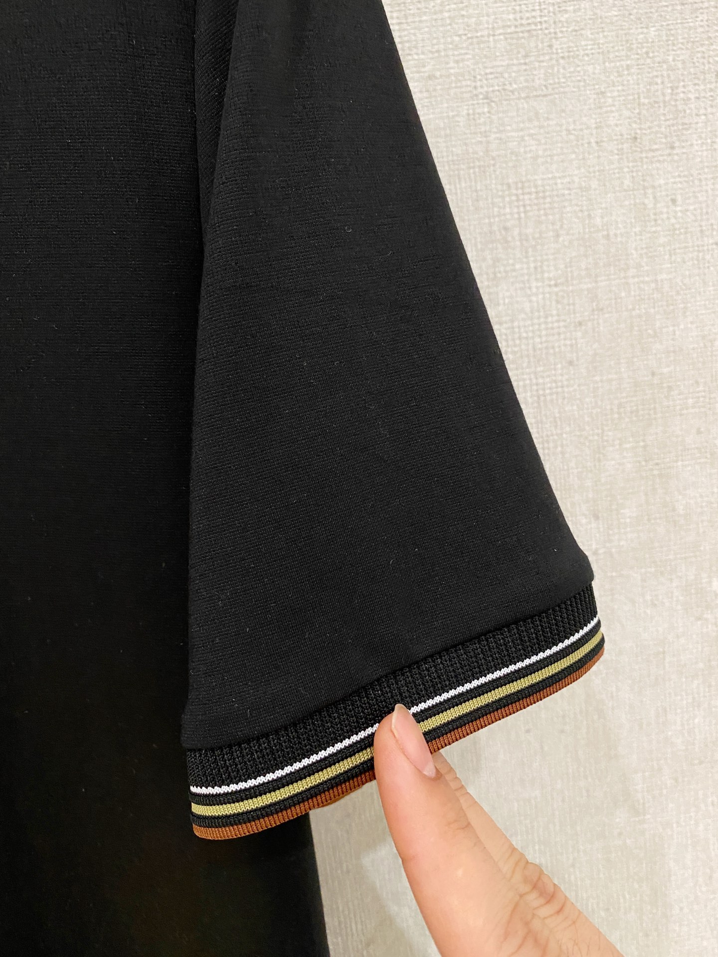 Loro Piana 𝟏𝟎%新疆长绒棉 面料柔软舒适透气2026 夏季 限量款短袖Polo系列𝗦𝗜𝗭𝗘：