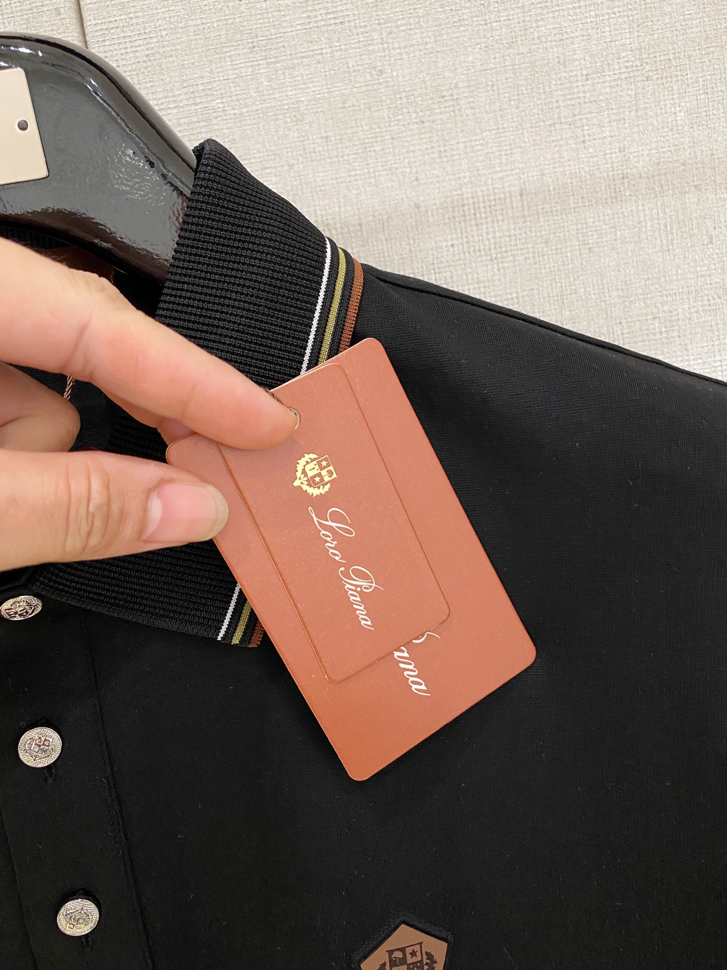 Loro Piana 𝟏𝟎%新疆长绒棉 面料柔软舒适透气2026 夏季 限量款短袖Polo系列𝗦𝗜𝗭𝗘：