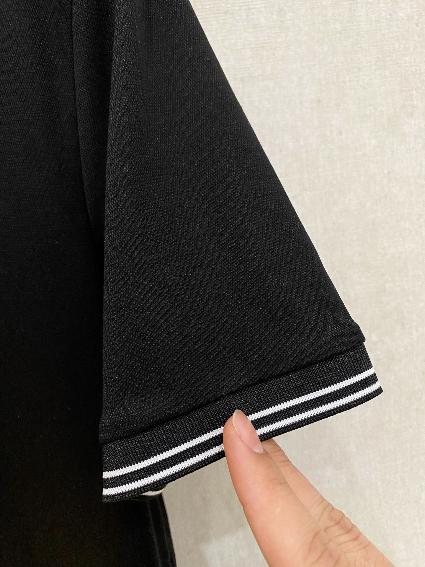 lv 𝟏𝟎𝟎%新疆长绒棉 面料柔软舒适透气2026 夏季 限量款短袖Polo系列𝗦𝗜𝗭𝗘：𝗠-𝟰𝗫𝗟