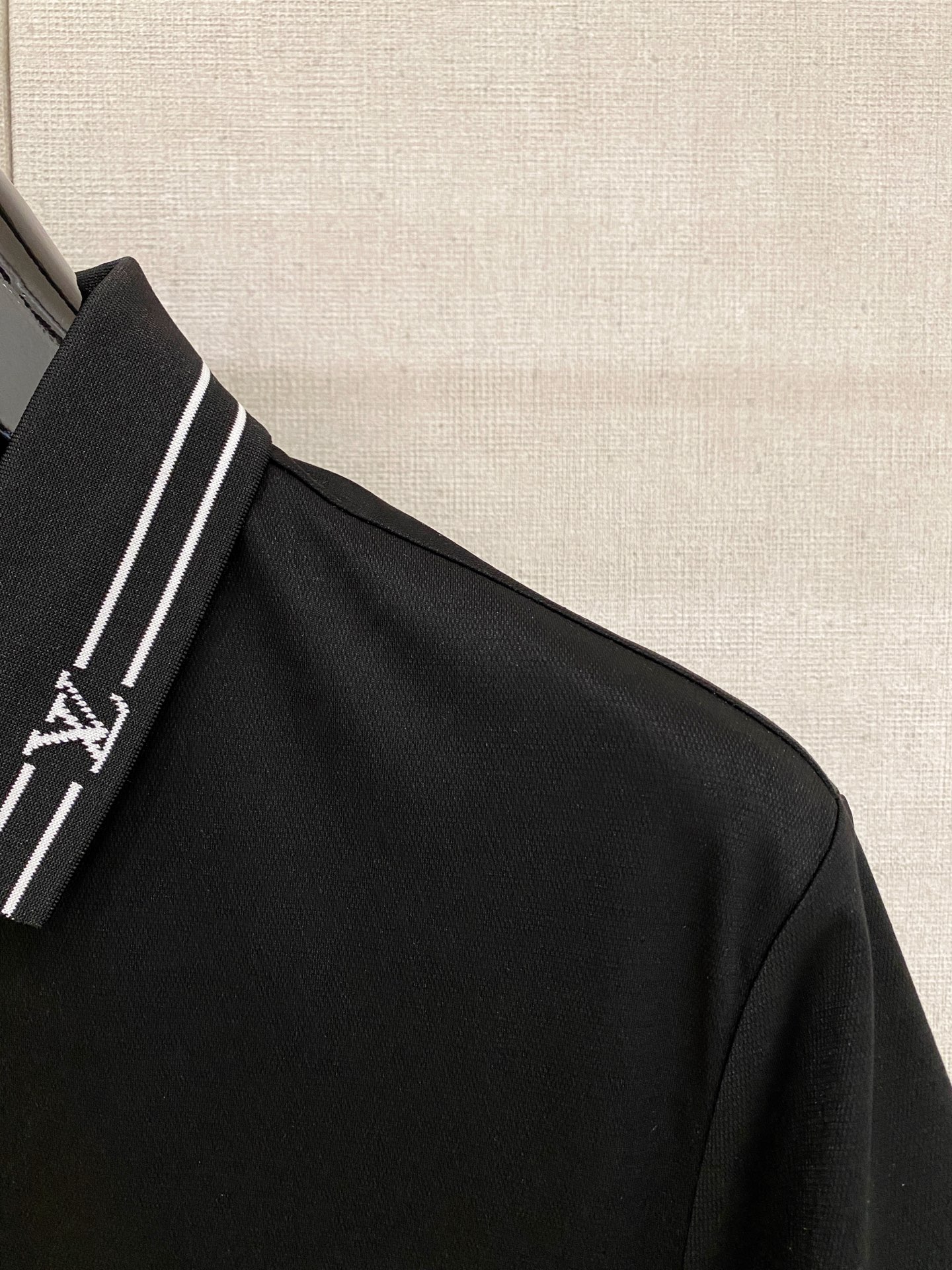 lv 𝟏𝟎𝟎%新疆长绒棉 面料柔软舒适透气2026 夏季 限量款短袖Polo系列𝗦𝗜𝗭𝗘：𝗠-𝟰𝗫𝗟