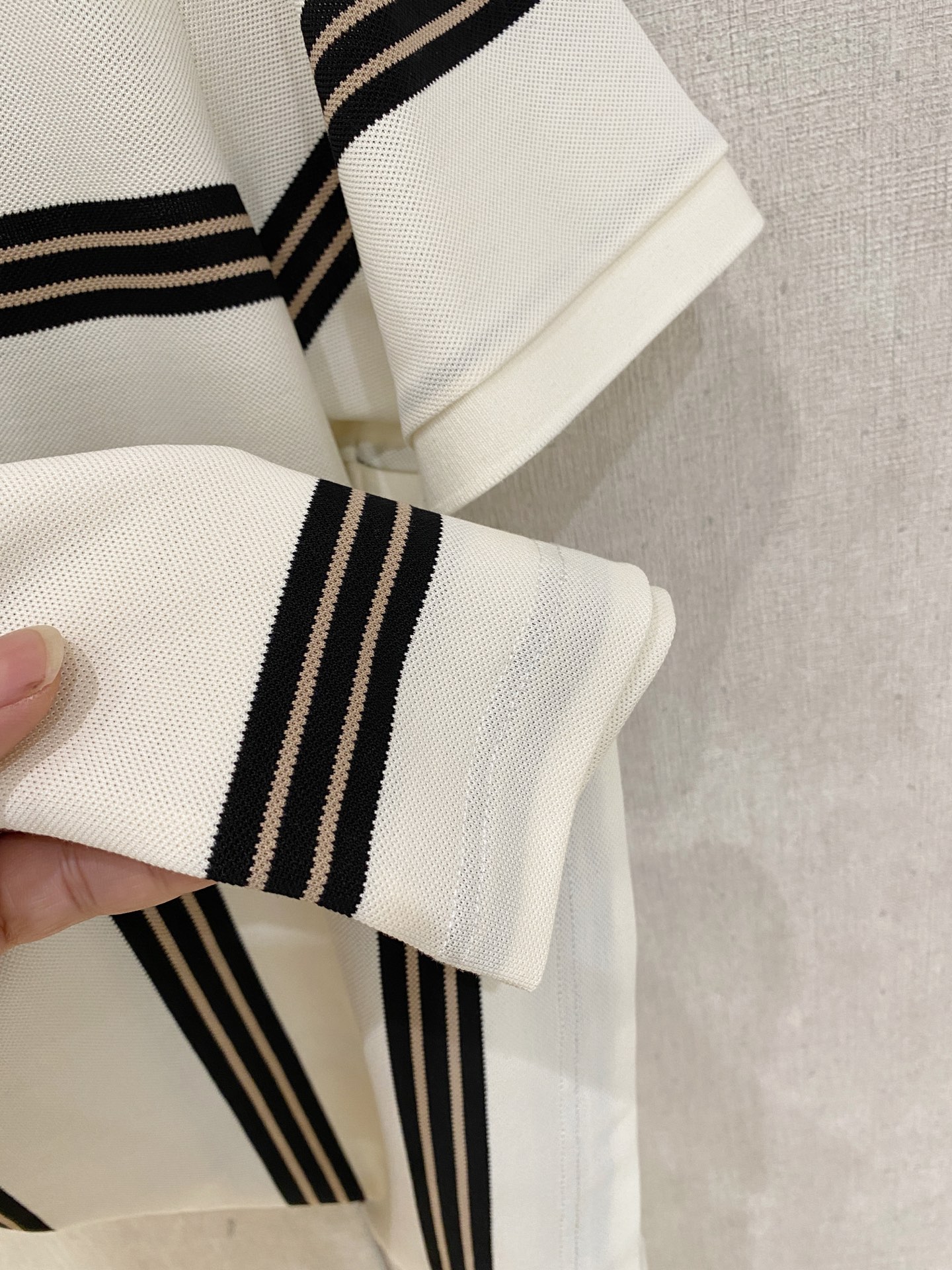 巴宝莉 𝟏𝟎𝟎%新疆长绒棉 面料柔软舒适透气2026 夏季 限量款短袖Polo系列𝗦𝗜𝗭𝗘：𝗠-𝟰𝗫𝗟