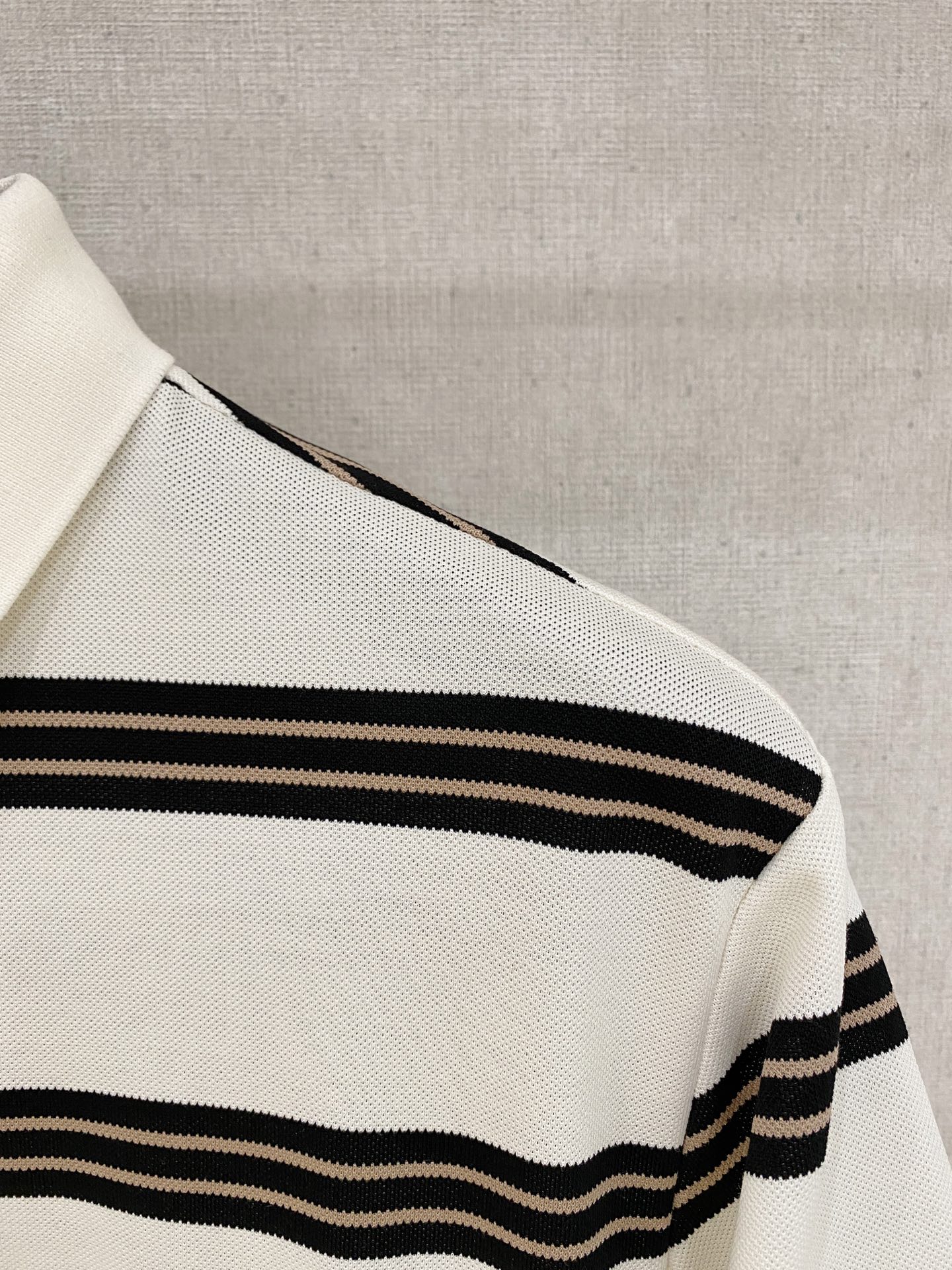 巴宝莉 𝟏𝟎𝟎%新疆长绒棉 面料柔软舒适透气2026 夏季 限量款短袖Polo系列𝗦𝗜𝗭𝗘：𝗠-𝟰𝗫𝗟