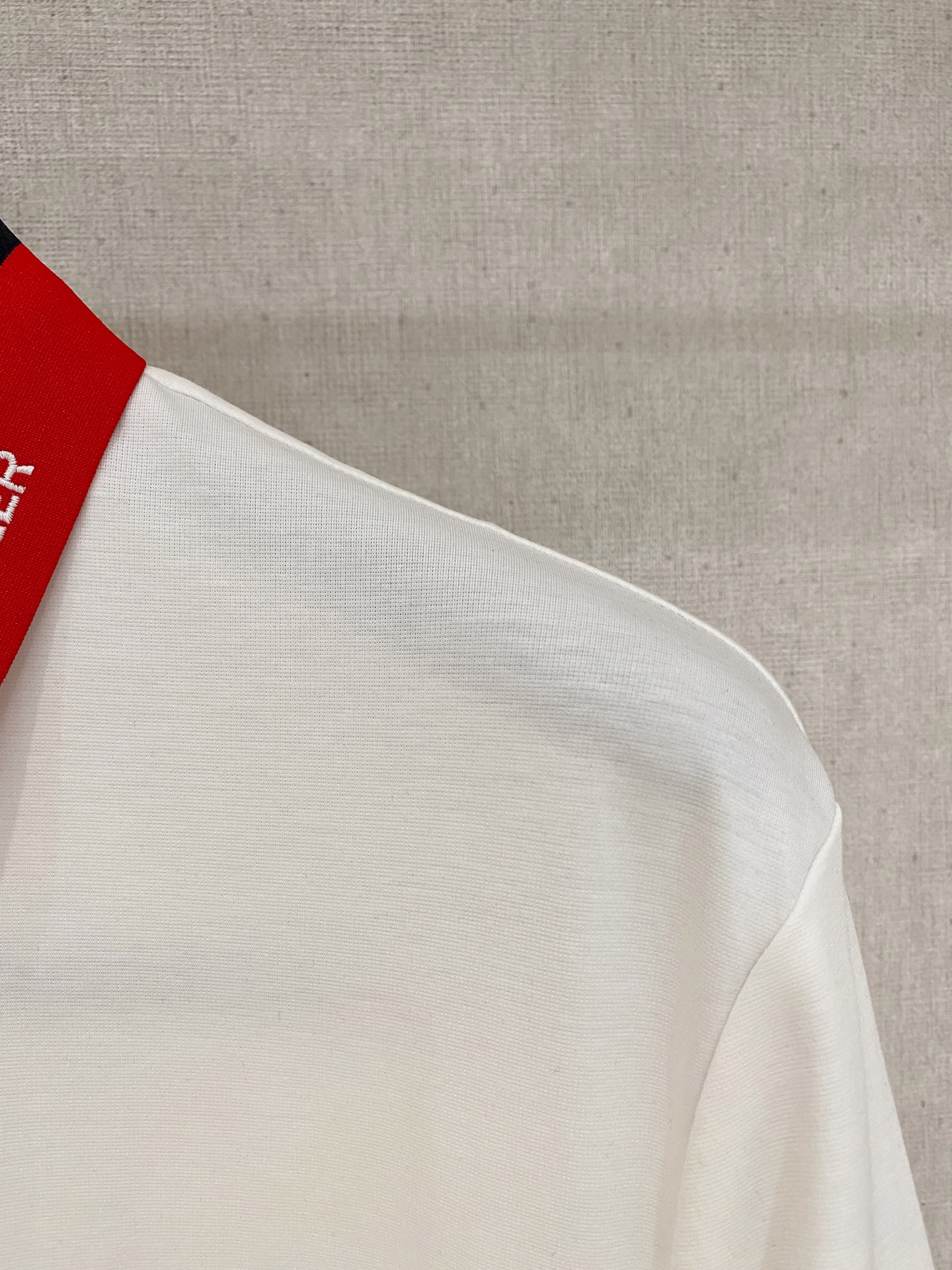 蒙口 𝟏𝟎𝟎%新疆长绒棉 面料柔软舒适透气2026 夏季 限量款短袖Polo系列𝗦𝗜𝗭𝗘：𝗠-𝟰𝗫𝗟