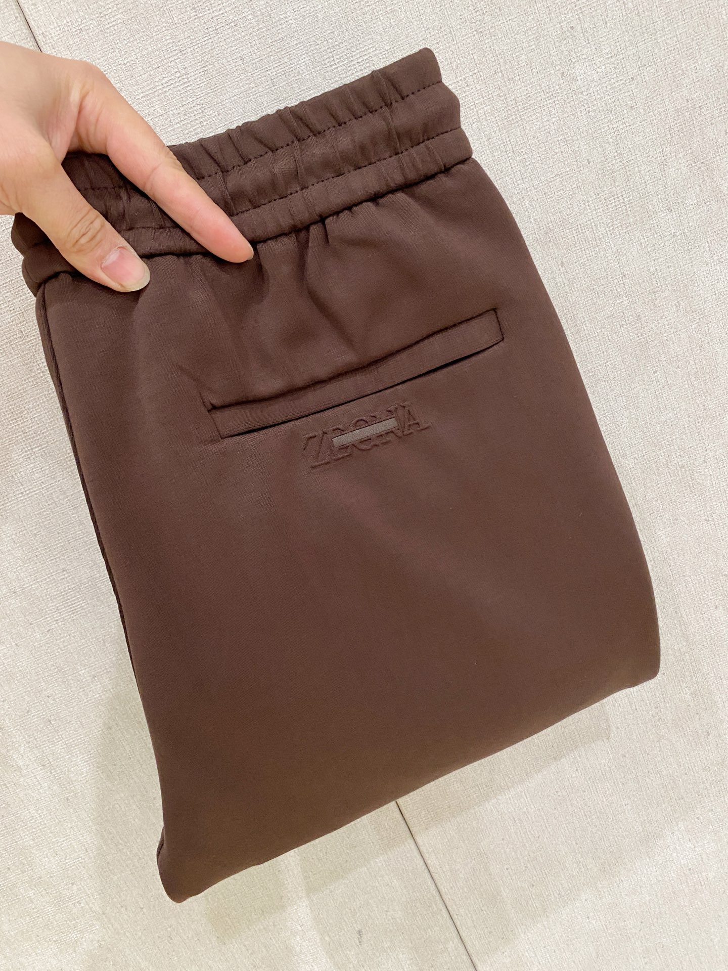 _dsH9s9tmbQWzEvXacUMpPUKT-K9p6vqGTTOzH_A