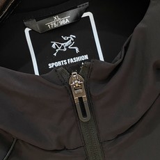 P【新品】始祖鸟 渠道精品.2026ss春夏新款运动服夹克防晒服外套!防晒衣经典之余增添了与时俱进的时尚 P【新品】始祖鸟 渠道精品.2026ss春夏新款运动服夹克防晒服外套!防晒衣经典之余增添了与时俱进的时尚