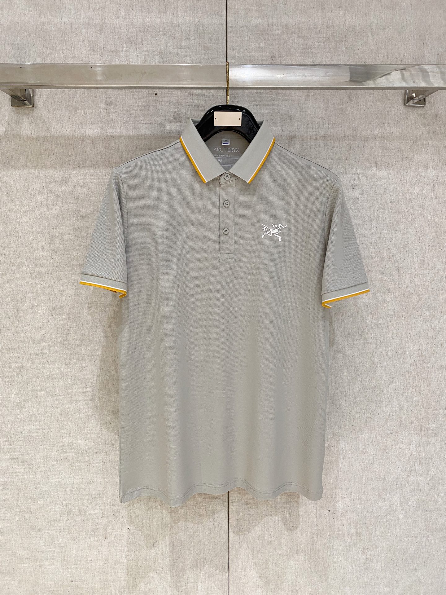 始祖鸟 重磅推荐！春夏新品 专柜在售 时尚高端男装Polo-胸前Logo个性时尚/进口顶极高密度丝光珠地