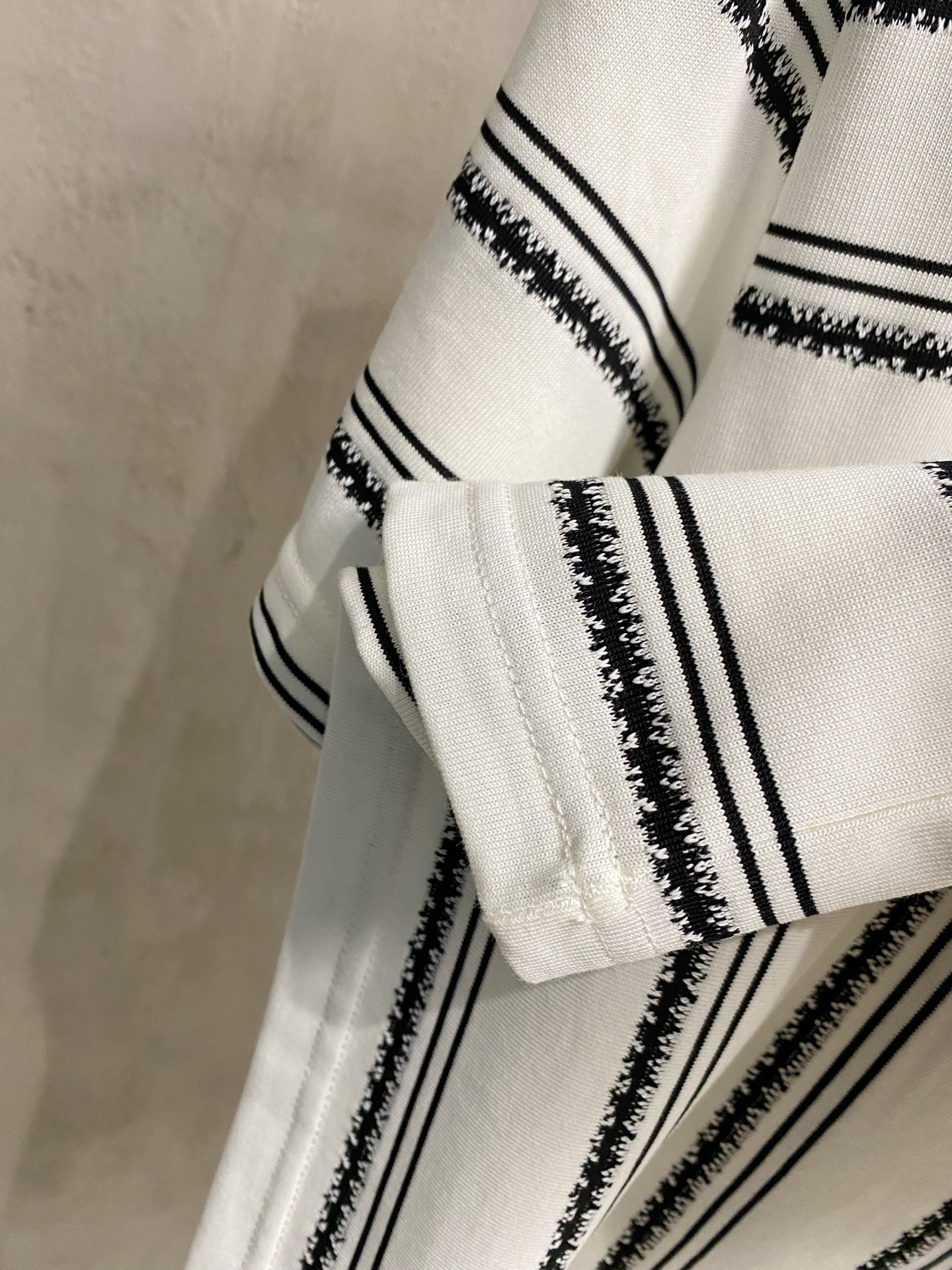 Loro Piana  新款纯棉男士休闲打底短袖T恤！高端定制 高版本 时尚百搭爆款⚠️宽松版型⚠️✨✨