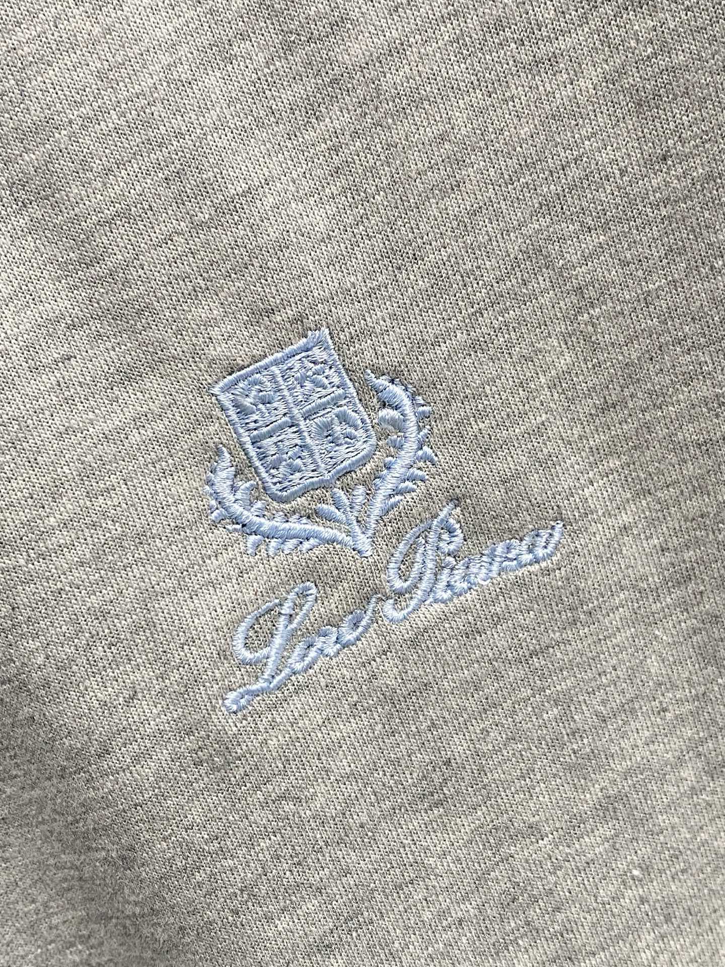 Loro Piana  新款纯棉男士休闲打底短袖T恤！高端定制 高版本 时尚百搭爆款⚠️宽松版型⚠️✨✨