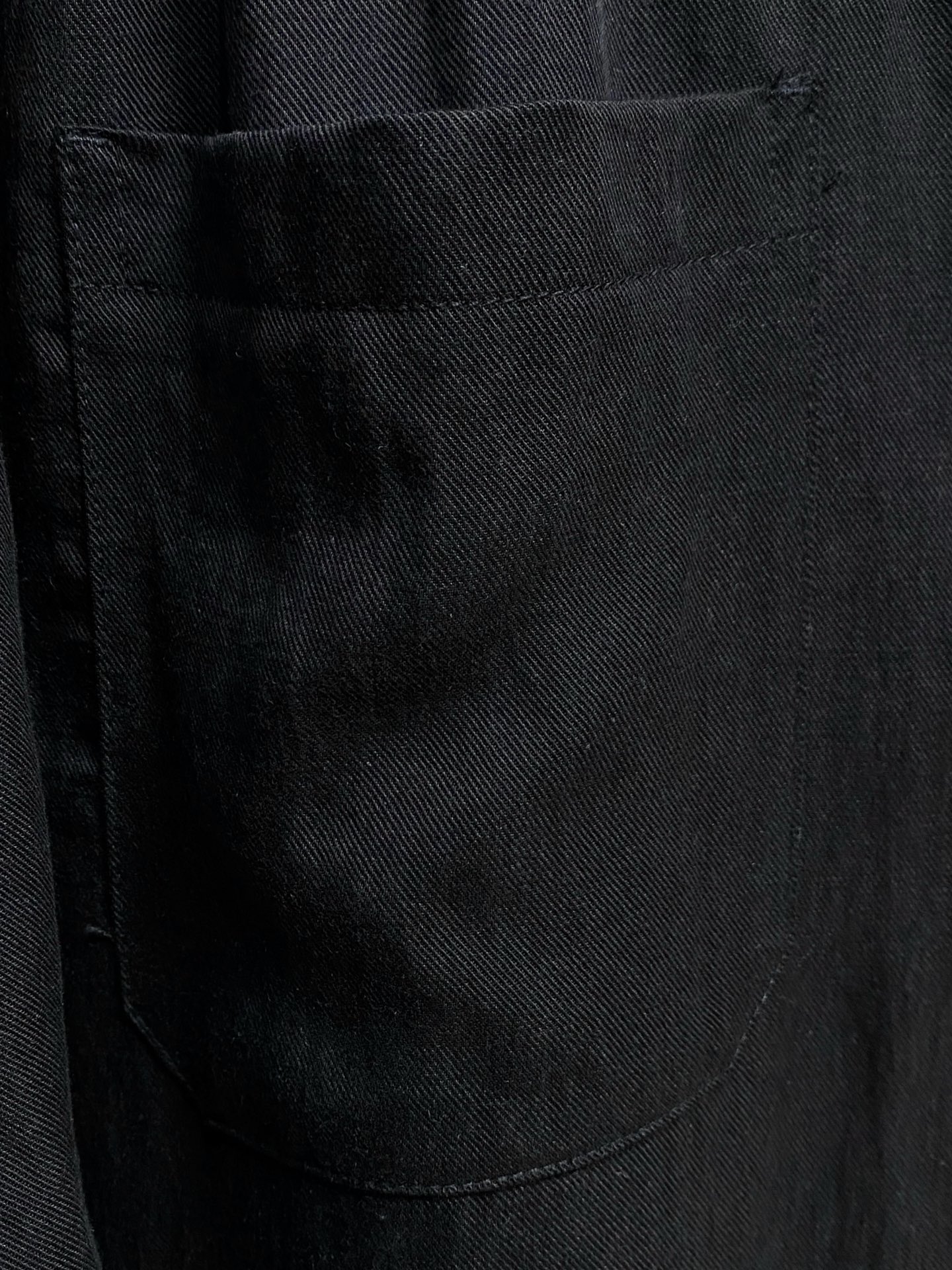 Loro Piana 春夏新款棉麻裤 26ss休闲裤金典再次出现，原单订制高品质时尚休闲裤。超级百搭款。