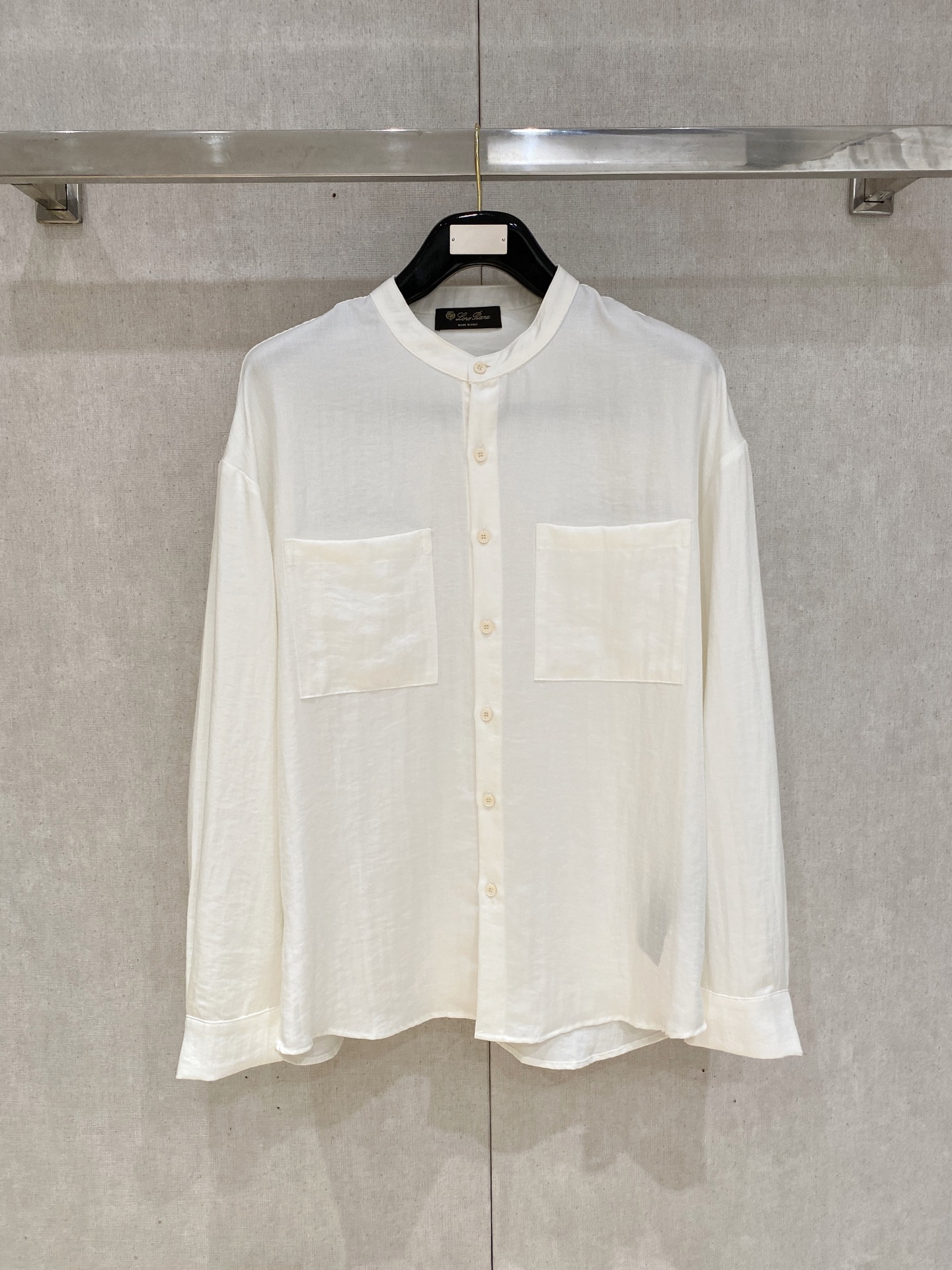 NO:865784,LP 1916 new men's casual shirt T-shirt!  High-end customization, high version, fashionable and versatile, loose version, super soft and delicate to the touch, comfortable to wear, high-end boutique. Avant-garde style, charming and comfortable, great for the upper body, essential items for men, complete with three standards, sizes M-2Xl, loro piana, shirts, tees, t-shirt,19860909LP 1916 新款男士休闲衬衫T恤！高端定制 高版本 时尚百搭爆款宽松版型手感超柔软细腻 穿着亲肤舒适 高端精品.前卫风格魅力舒适, 上身非常赞 男士必备单品 三标齐全 尺码M-2Xl,,loro piana,shirts,tees，t-shirt,,Men's clothing