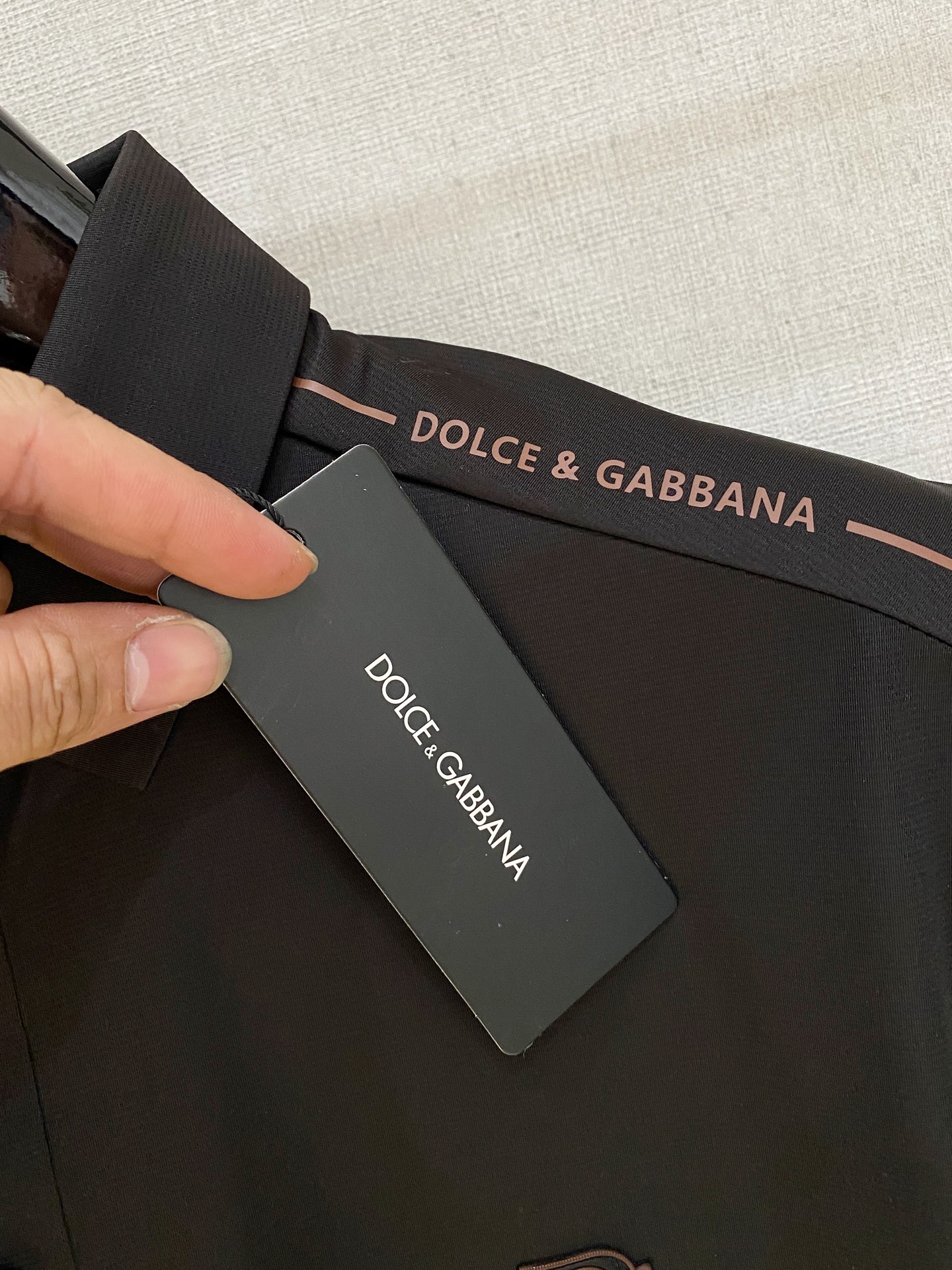 Dolce&Gabbana杜嘉班纳 2026ss春夏新款衬衫系列。定制顶级冰爽锦氨无痕衬衫，重工艺1:1