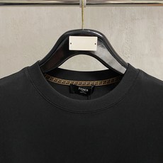 🔥🔥高定面料 2026春夏新品上市🍃时尚经典圆领短袖👍🏻时尚单品设计,更加时尚舒适,高标准定制,上身非常 🔥🔥高定面料 2026春夏新品上市🍃时尚经典圆领短袖👍🏻时尚单品设计,更加时尚舒适,高标准定制,上身非常