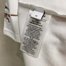 🔥🔥高定面料 2026春夏新品上市🍃时尚经典圆领短袖👍🏻时尚单品设计,更加时尚舒适,高标准定制,上身非常 🔥🔥高定面料 2026春夏新品上市🍃时尚经典圆领短袖👍🏻时尚单品设计,更加时尚舒适,高标准定制,上身非常