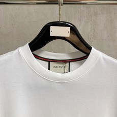 🔥🔥高定面料 2026春夏新品上市🍃时尚经典圆领短袖👍🏻时尚单品设计,更加时尚舒适,高标准定制,上身非常 🔥🔥高定面料 2026春夏新品上市🍃时尚经典圆领短袖👍🏻时尚单品设计,更加时尚舒适,高标准定制,上身非常