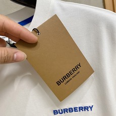 🔥🔥高定面料 2026春夏新品上市🍃时尚经典圆领短袖👍🏻时尚单品设计,更加时尚舒适,高标准定制,上身非常 🔥🔥高定面料 2026春夏新品上市🍃时尚经典圆领短袖👍🏻时尚单品设计,更加时尚舒适,高标准定制,上身非常