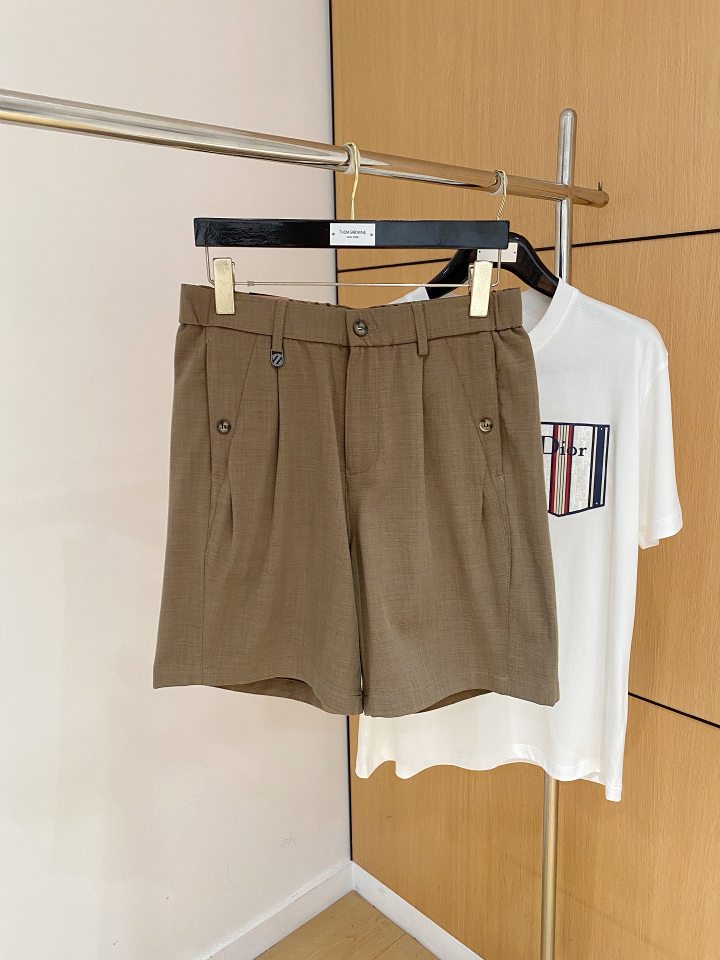 NO:936273,Ermenegildo Zegna's new spring and summer 2026 casual shorts!  On sale simultaneously on the official website. Customized brand classic LOGO, customized fabrics, excellent comfort, strong touch. Highly recognizable, perfect appearance and craftsmanship. Sizes M-4XL,,zegna,shorts,19860909杰尼亚2026春夏新款休闲短裤！官网同步发售.定制品牌经典LOGO,定制面料,舒适度极好,手触感强烈.辨识度极高,完美品相工艺. 尺码M-4XL,,zegna,shorts,,Men's clothing