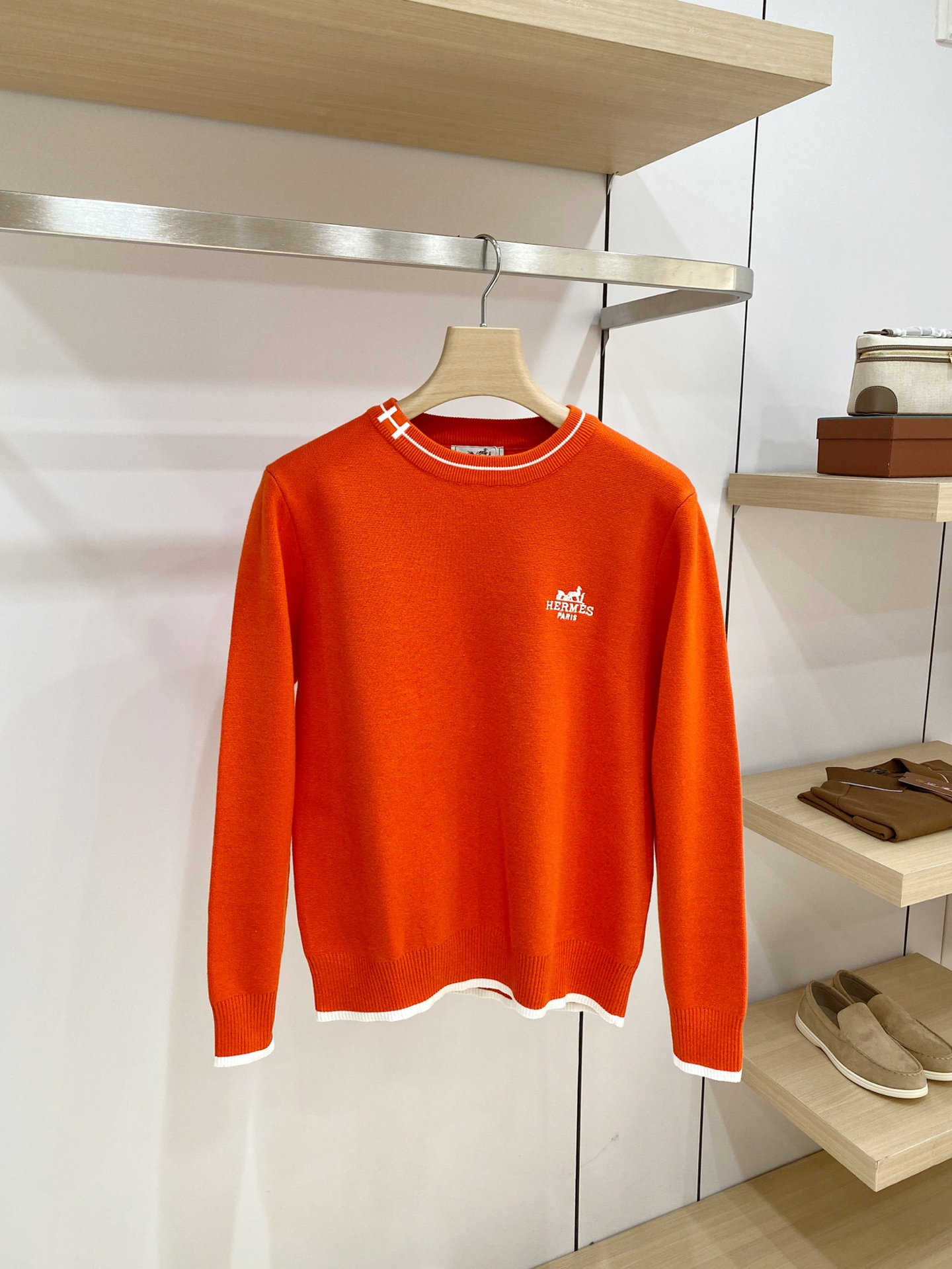 2026 . . Logo . . . . . . . . . . HOLD ​ :M-3XL Hermes Novità Maglia Maglione