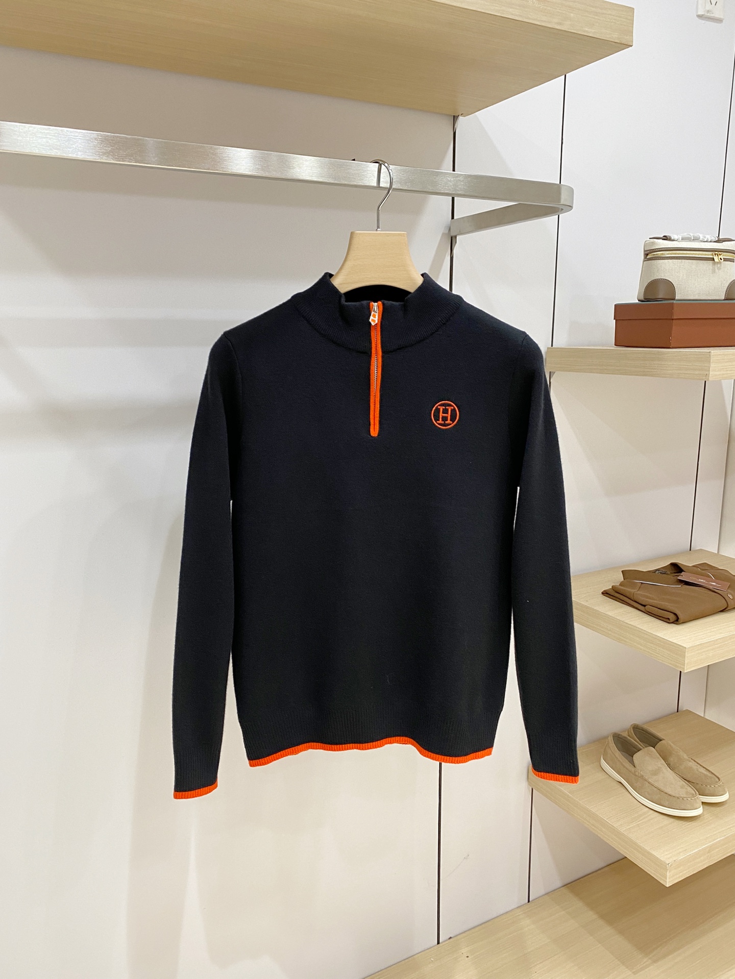 2026 . . Logo . . . . . . . . . . HOLD ​ :M-3XL Hermes Novità Maglia Maglione