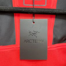 2026秋冬Arc'teryx始祖鸟撞色拼接软壳冲锋衣 男士户外连帽外套 ✅高弹软壳面料,防泼水抗风,透气耐磨 ✅撞色拼 2026秋冬Arc'teryx始祖鸟撞色拼接软壳冲锋衣 男士户外连帽外套 ✅高弹软壳面料,防泼水抗风,透气耐磨 ✅撞色拼