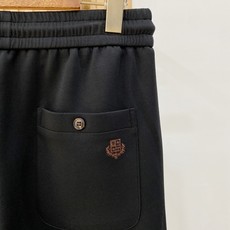 新品 PLoro Piana【新品】秋冬26ss休闲裤金典再次出现,原单订制高品质时尚休闲裤。超级百搭款。独家定制面料, 新品 PLoro Piana【新品】秋冬26ss休闲裤金典再次出现,原单订制高品质时尚休闲裤。超级百搭款。独家定制面料,