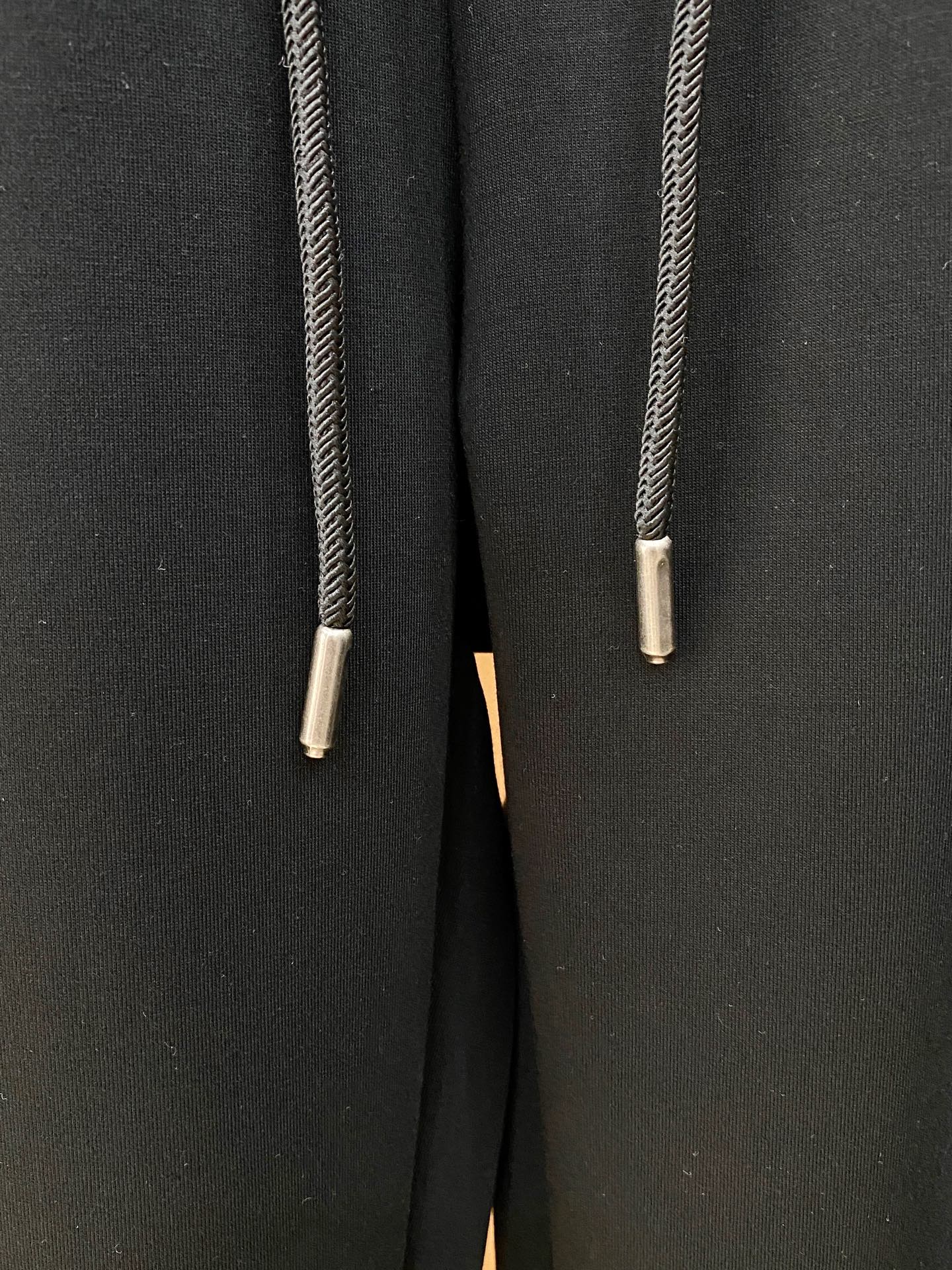 新品 PLoro Piana【新品】秋冬26ss休闲裤金典再次出现,原单订制高品质时尚休闲裤。超级百搭款。独家定制面料, 新品 PLoro Piana【新品】秋冬26ss休闲裤金典再次出现,原单订制高品质时尚休闲裤。超级百搭款。独家定制面料,
