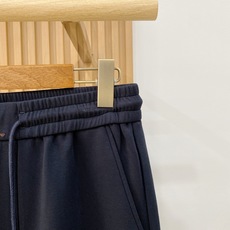 新品 PLoro Piana【新品】秋冬26ss休闲裤金典再次出现,原单订制高品质时尚休闲裤。超级百搭款。独家定制面料, 新品 PLoro Piana【新品】秋冬26ss休闲裤金典再次出现,原单订制高品质时尚休闲裤。超级百搭款。独家定制面料,
