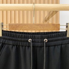 新品 P布鲁提【新品】秋冬26ss休闲裤金典再次出现,原单订制高品质时尚休闲裤。超级百搭款。独家定制面料,挺阔有型,贴身 新品 P布鲁提【新品】秋冬26ss休闲裤金典再次出现,原单订制高品质时尚休闲裤。超级百搭款。独家定制面料,挺阔有型,贴身