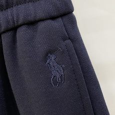 新品 P拉夫劳伦【新品】秋冬26ss休闲裤金典再次出现,原单订制高品质时尚休闲裤。超级百搭款。独家定制面料,挺阔有型,贴 新品 P拉夫劳伦【新品】秋冬26ss休闲裤金典再次出现,原单订制高品质时尚休闲裤。超级百搭款。独家定制面料,挺阔有型,贴