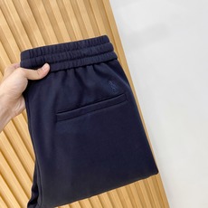新品 P拉夫劳伦【新品】秋冬26ss休闲裤金典再次出现,原单订制高品质时尚休闲裤。超级百搭款。独家定制面料,挺阔有型,贴 新品 P拉夫劳伦【新品】秋冬26ss休闲裤金典再次出现,原单订制高品质时尚休闲裤。超级百搭款。独家定制面料,挺阔有型,贴